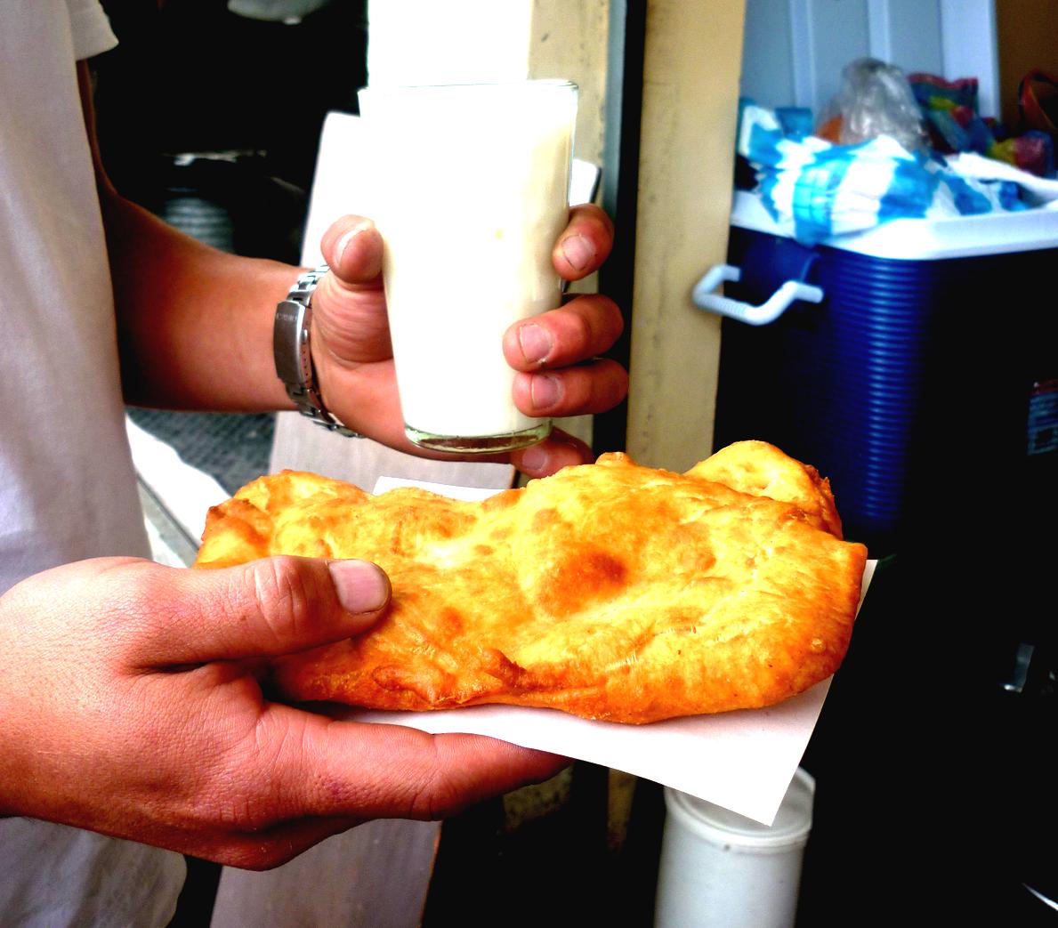 How to make Ecuadorian empanadas